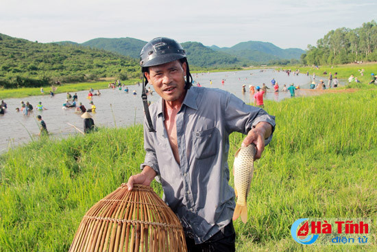 dac sac le hoi danh ca dong hoa