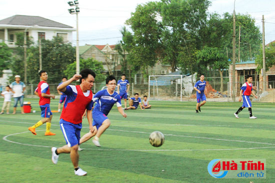 khai mac giai bong da cup hoi nha bao ha tinh lan thu 3