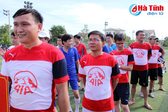 khai mac giai bong da cup hoi nha bao ha tinh lan thu 3