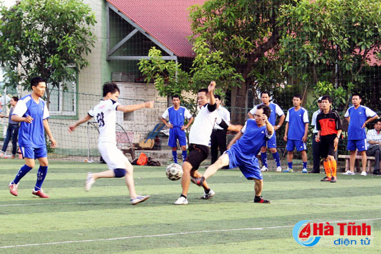 khai mac giai bong da cup hoi nha bao ha tinh lan thu 3
