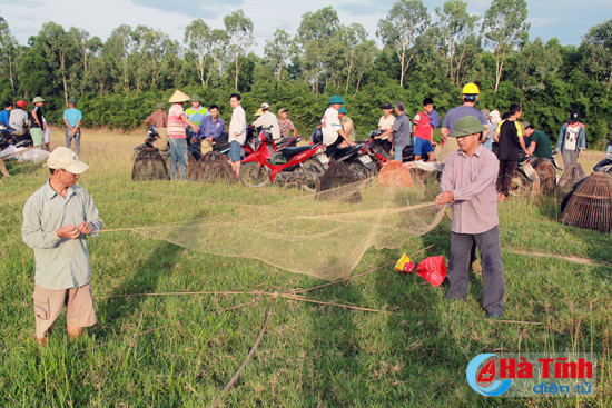 dac sac le hoi danh ca dong hoa
