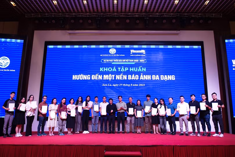 Vinamilk đồng hành cùng dự án Phát triển báo chí Việt Nam