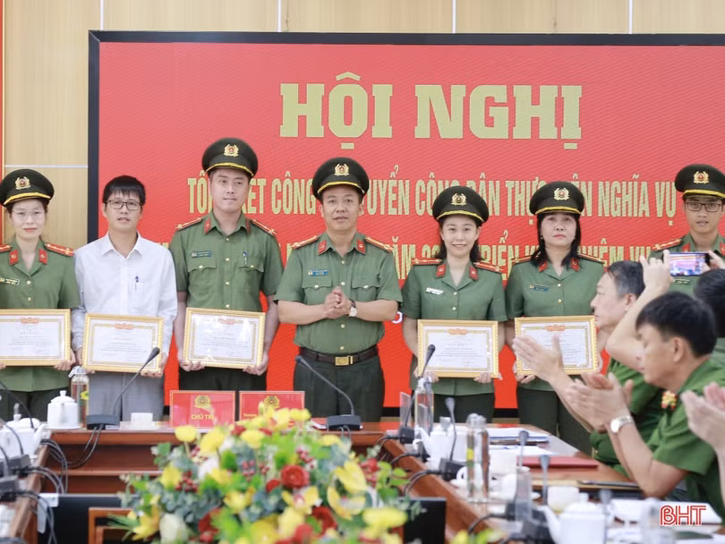 Nhiều thanh niên Hà Tĩnh tự nguyện tham gia nghĩa vụ công an nhân dân