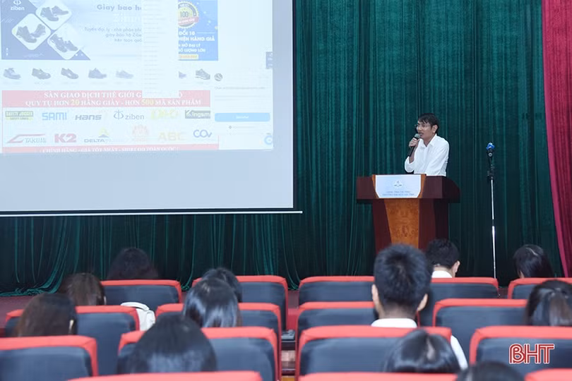 Sinh viên Đại học Hà Tĩnh nâng cao kỹ năng khởi nghiệp đổi mới sáng tạo