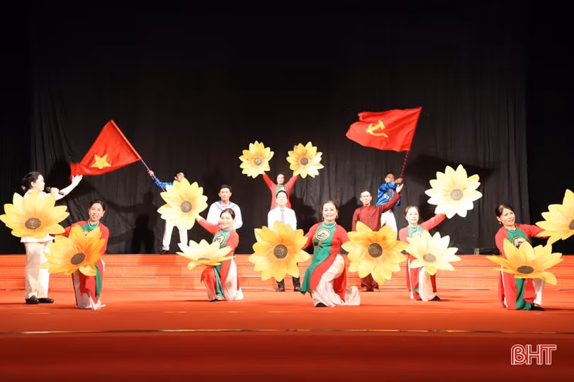 Hà Tĩnh có 4 tiết mục tham gia Liên hoan Tiếng hát người cao tuổi toàn quốc