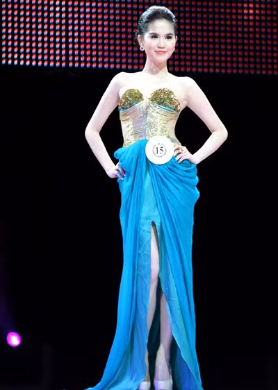 Trang phục dạ hội của Ngọc Trinh trong đêm chung kết. Trang phục dạ hội của Ngọc Trinh trong đêm chung kết.