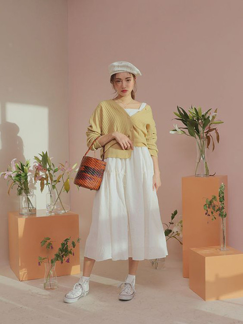 Phối trang phục dệt kim để set đồ mùa thu của phái đẹp thêm cuốn hút