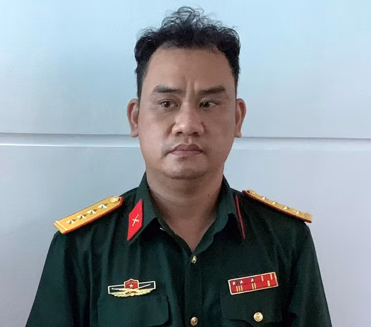Phát hiện 2 kẻ mạo danh trung tướng, đại úy quân đội