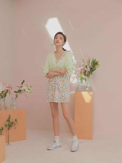 Phối trang phục dệt kim để set đồ mùa thu của phái đẹp thêm cuốn hút