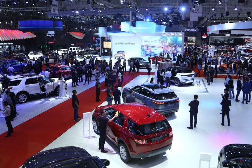 Thị trường ô tô sụt giảm sâu nhất trong 5 năm