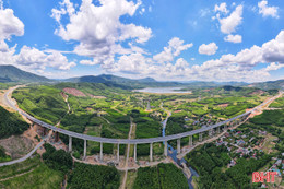 Đột phá hạ tầng chiến lược: Mở ra khát vọng vươn mình trong kỷ nguyên mới