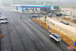 Khai thác trạm dừng nghỉ tạm trên cao tốc Hàm Nghi - Vũng Áng 