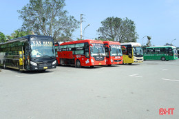 Cảnh trái ngược vé xe ngoại tỉnh về Hà Tĩnh dịp Tết Dương lịch 