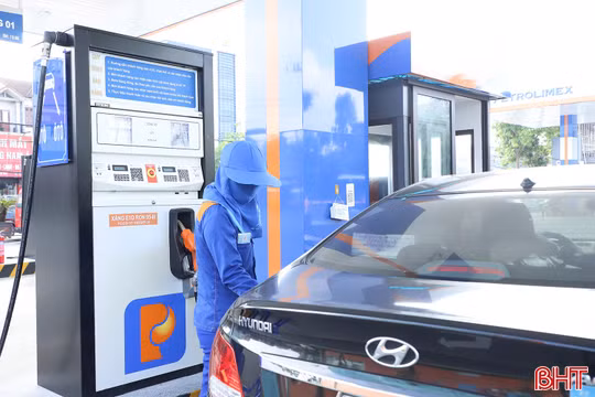 Xăng E10 phủ sóng hệ thống cửa hàng bán lẻ xăng dầu ở Hà Tĩnh