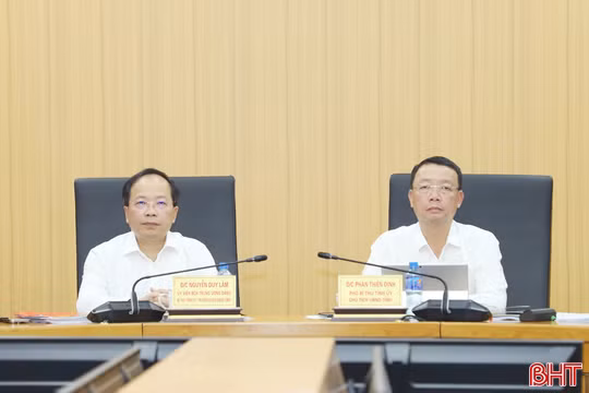 Khơi thông động lực, quyết tâm thực hiện mục tiêu tăng trưởng trên 10%