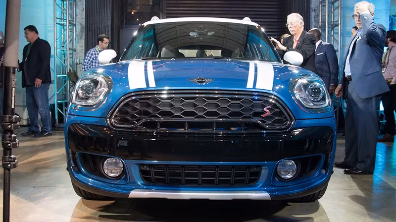 mini countryman 2017 chinh thuc trinh lang