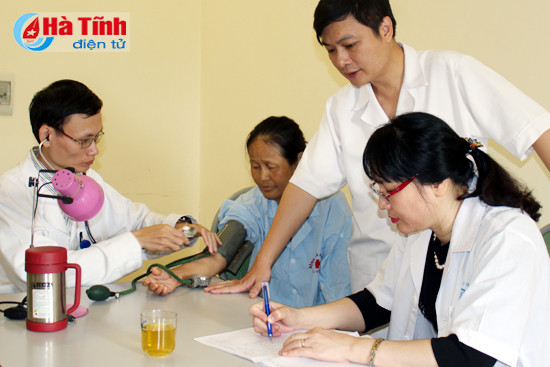 huong dan dieu tri cham soc benh nhan dai thao duong cap va man tinh