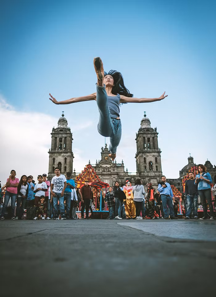 ballet tren duong pho mexico thong diep manh me gui den ong trump