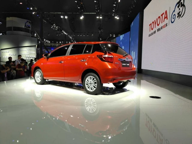 cap doi toyota vios hatchback va yaris l sedan 2017 ru nhau ra mat