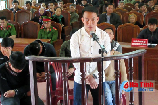 xu 6 trai lang danh bac voi tong muc an 50 thang tu