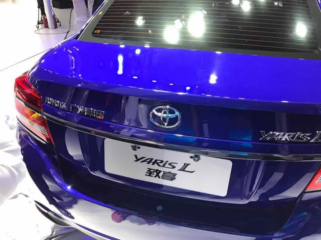 cap doi toyota vios hatchback va yaris l sedan 2017 ru nhau ra mat