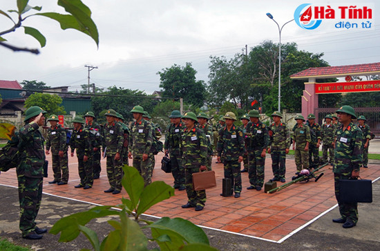 huong khe to chuc dien tap chi huy tham muu tren ban do thuc dia