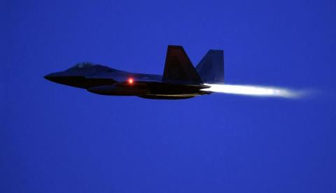 top 10 tiem kich tot nhat f 22 mat ngoi vuong