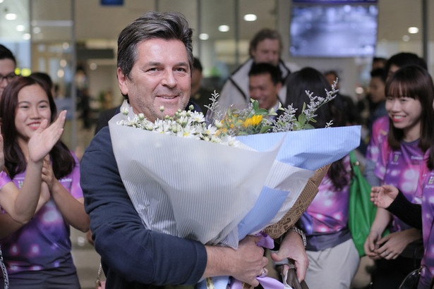 ca si modern talking duoc tang cuc hoa mi khi toi viet nam