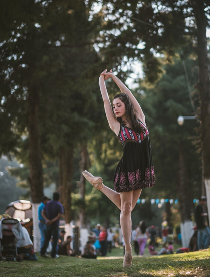 ballet tren duong pho mexico thong diep manh me gui den ong trump