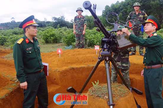 huong khe to chuc dien tap chi huy tham muu tren ban do thuc dia