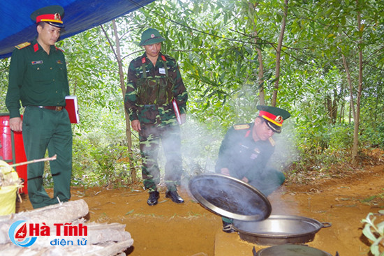 huong khe to chuc dien tap chi huy tham muu tren ban do thuc dia