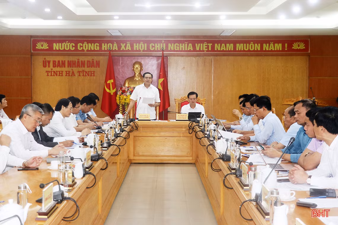 Đẩy nhanh tiến độ bàn giao mặt bằng dự án đường bộ cao tốc Bắc - Nam đoạn qua Hà Tĩnh