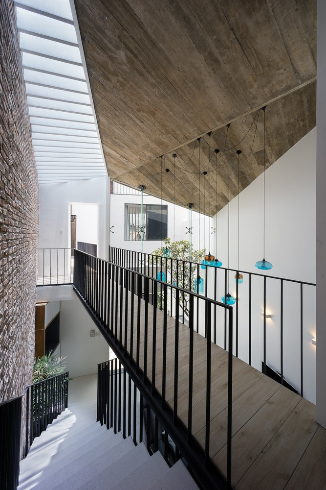 Ngôi nhà cuối hẻm nhưng luôn thoáng và sáng