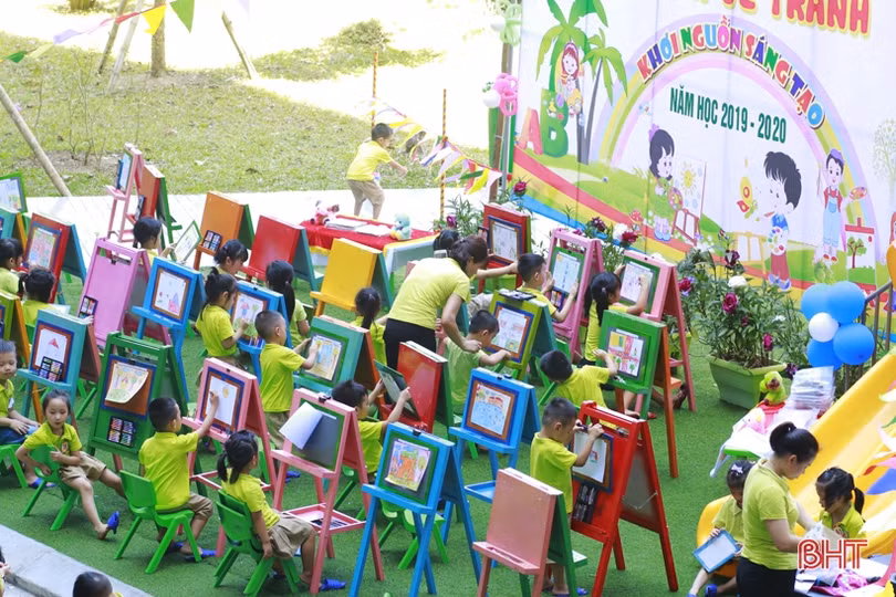 54 “họa sỹ nhí tranh tài vẽ tranh khơi nguồn sáng tạo