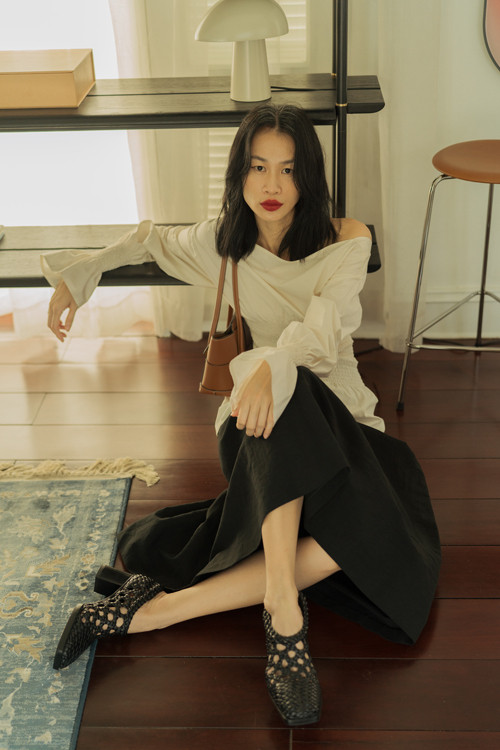 Váy đơn sắc cho nàng công sở