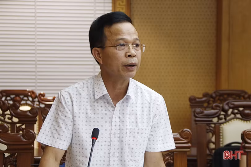 Trình Ban Chấp hành Đảng bộ tỉnh cho ý kiến các dự thảo nội dung trước khi trình Kỳ họp thứ 15 HĐND tỉnh