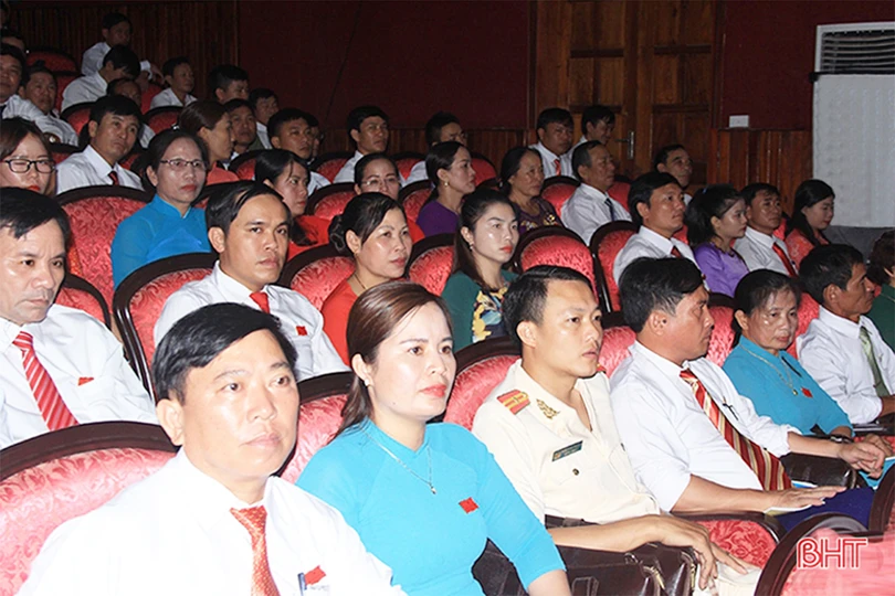 Bầu 36 Ủy viên Ban chấp hành Đảng bộ huyện Nghi Xuân nhiệm kỳ 2020 - 2025