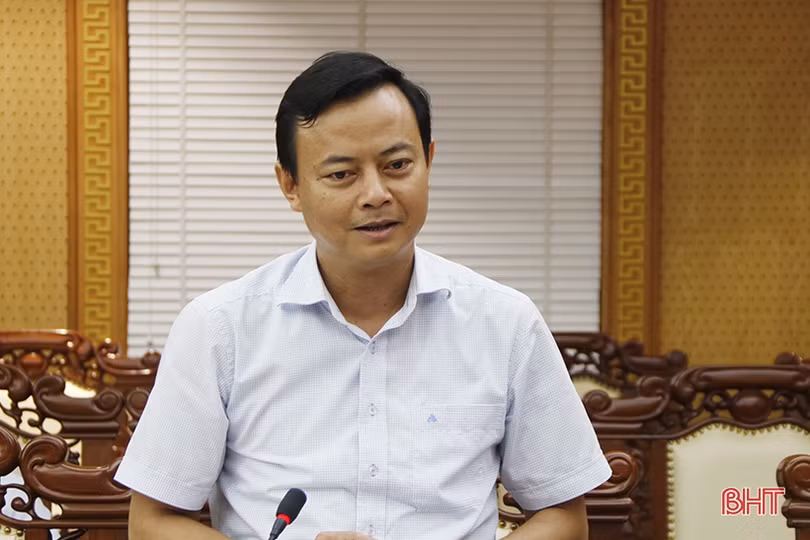 Trình Ban Chấp hành Đảng bộ tỉnh cho ý kiến các dự thảo nội dung trước khi trình Kỳ họp thứ 15 HĐND tỉnh