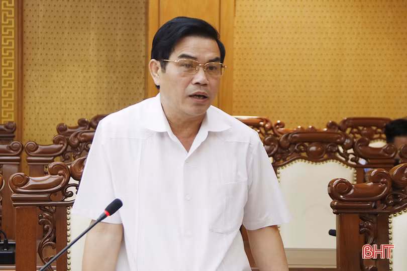 Trình Ban Chấp hành Đảng bộ tỉnh cho ý kiến các dự thảo nội dung trước khi trình Kỳ họp thứ 15 HĐND tỉnh