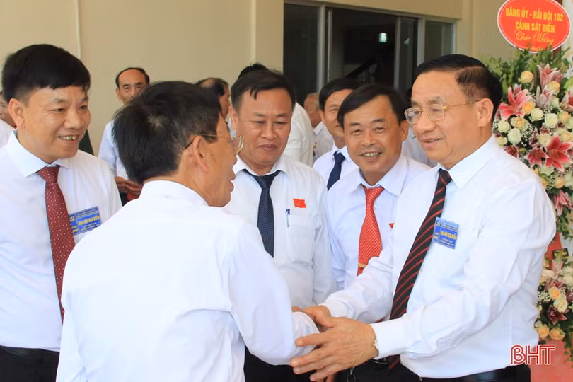 Bầu 36 Ủy viên Ban chấp hành Đảng bộ huyện Nghi Xuân nhiệm kỳ 2020 - 2025