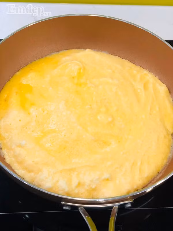 Mách chị em cách làm trứng chiên kiểu Pháp ngon tuyệt mà dễ không ngờ