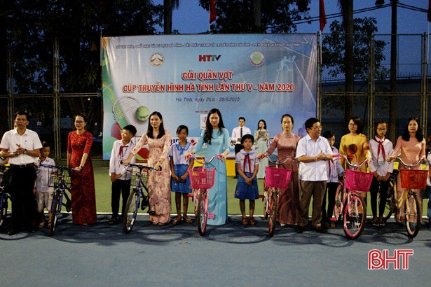 Giải quần vợt Cúp Truyền hình Hà Tĩnh thành công tốt đẹp