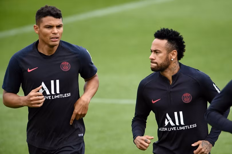Neymar loay hoay trong ảo mộng số 1 thế giới