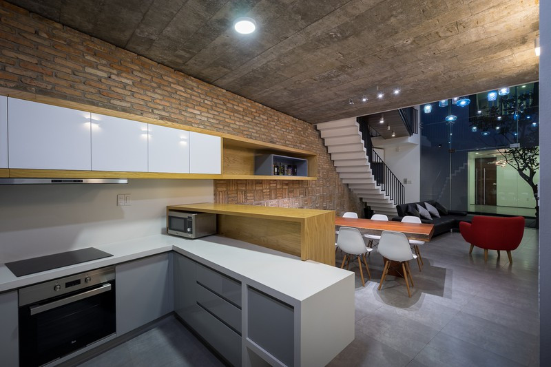 Ngôi nhà cuối hẻm nhưng luôn thoáng và sáng