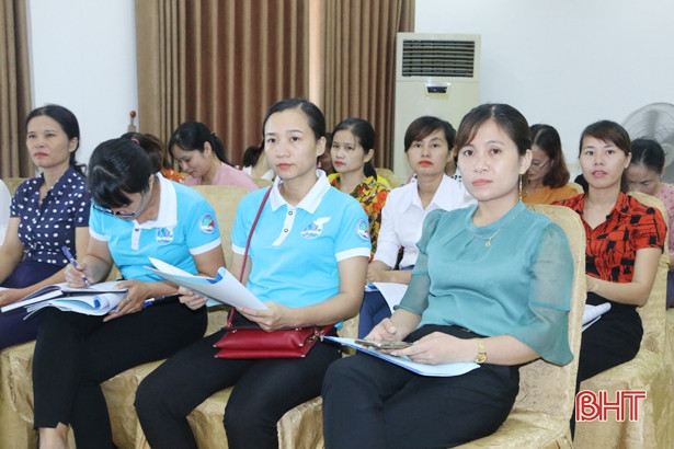 Trang bị kỹ năng tuyên truyền về quyền người khuyết tật cho cán bộ phụ nữ