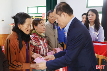 Siết chặt kỷ cương, bảo đảm cho Nhân dân đón Tết an toàn