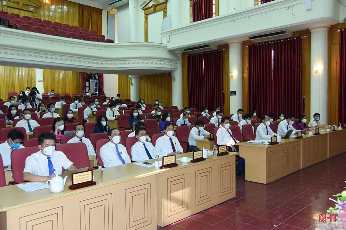 Kỳ họp thứ nhất, HĐND tỉnh Hà Tĩnh khóa XVIII thành công tốt đẹp