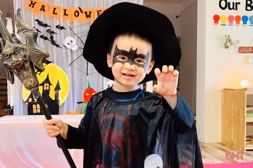 Vui lễ hội Halloween cùng các bé Trường Mầm non Trung Kiên