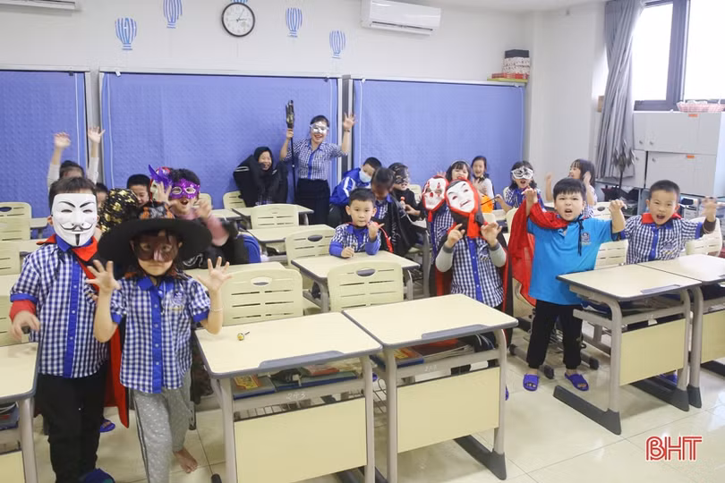 Lễ Halloween nhiều sắc màu của học sinh Hà Tĩnh