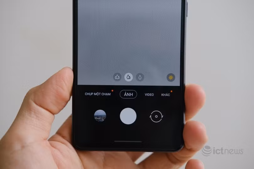 Mở hộp Galaxy A52s: Thêm một lựa chọn smartphone tầm trung